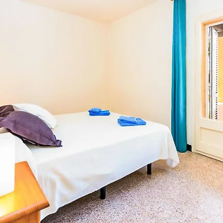 Holiday home Global Velazquez - By Global Holidays 8855 Roses